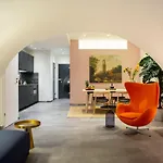 Loft 188 Luxury Apartment Hotel