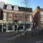 Stone Hotel & Hostel