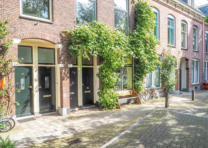 Your Space In Utrecht, Private Room With All Facilities, Living Among The Locals