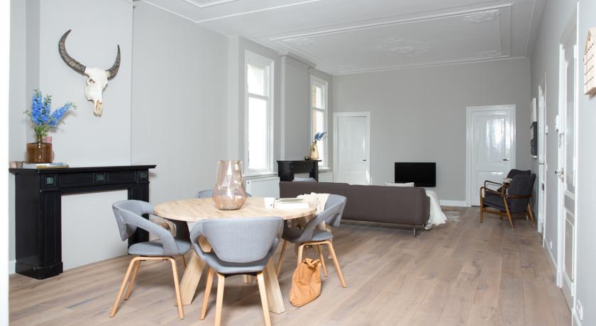 Neude By H.c.a Apartment