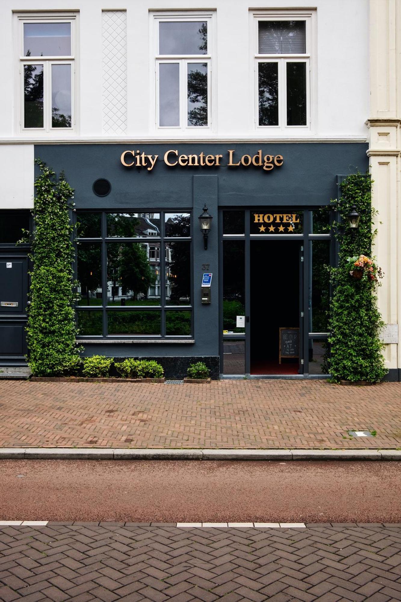 Center Hotel