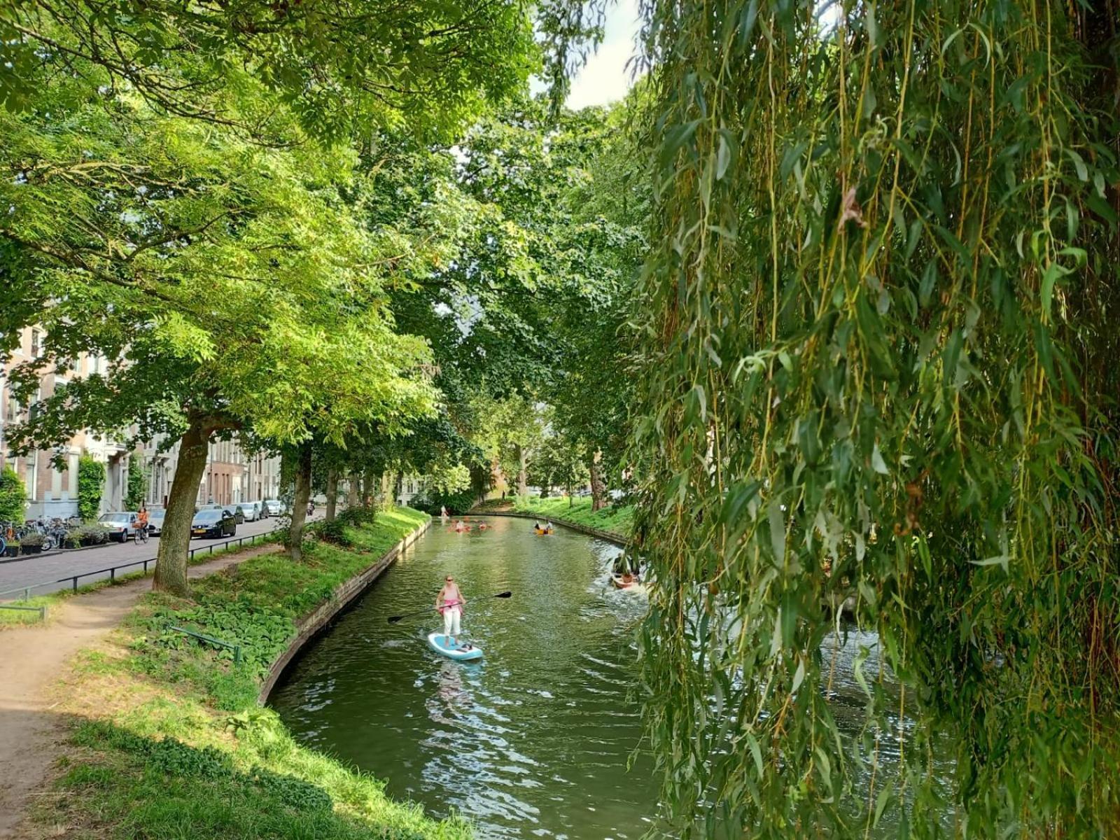 Historic Canal House In Residential Area Guest house
