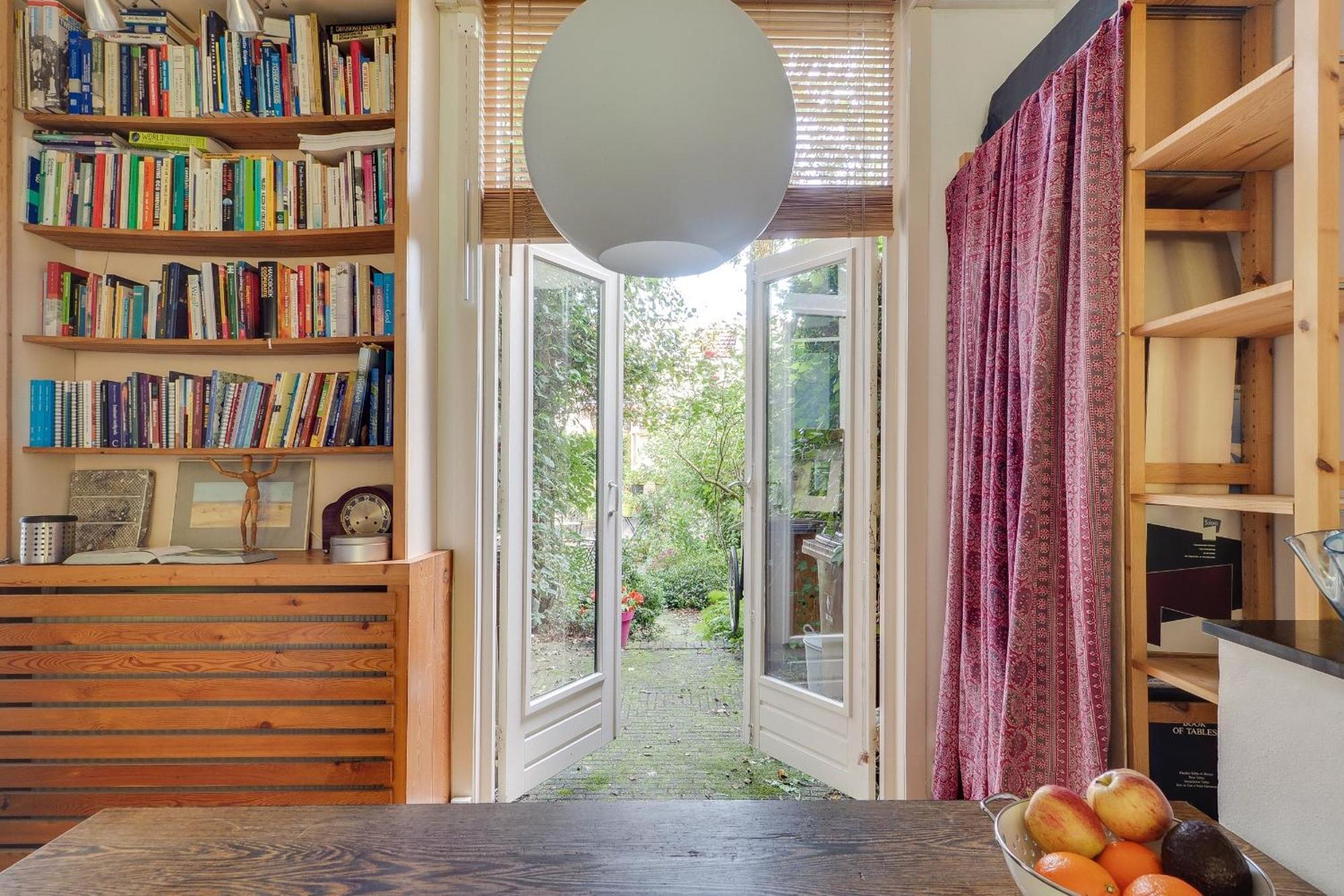 Your Space In Utrecht, Private With All Facilities, Living Among The Locals * Utrecht