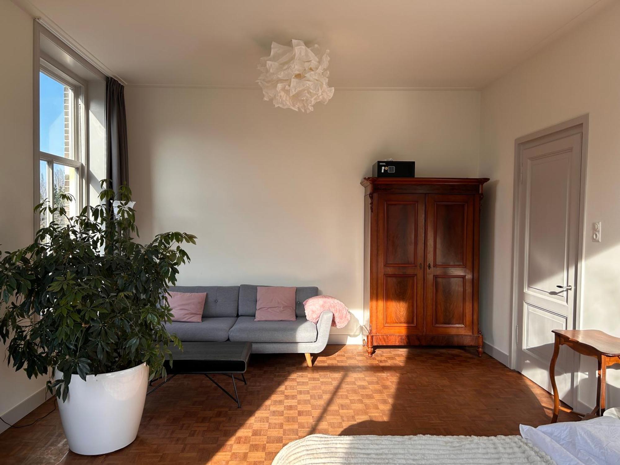 Apartamento & Double In A Restored Rectory-pastorie, Steps From Center