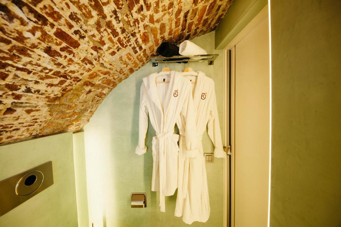 Uki-hotel 4*