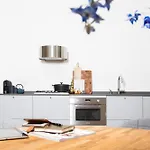 Sleeping Beauties - Domtower Apartment #3