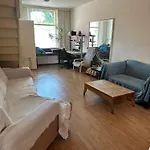 Single Bed Room In Homestay