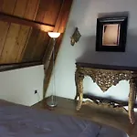 Nando\'S B&B Utrecht City Centre