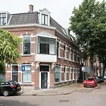 Leidsekade Apartment