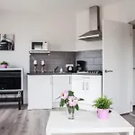 Van Dijk Apartments