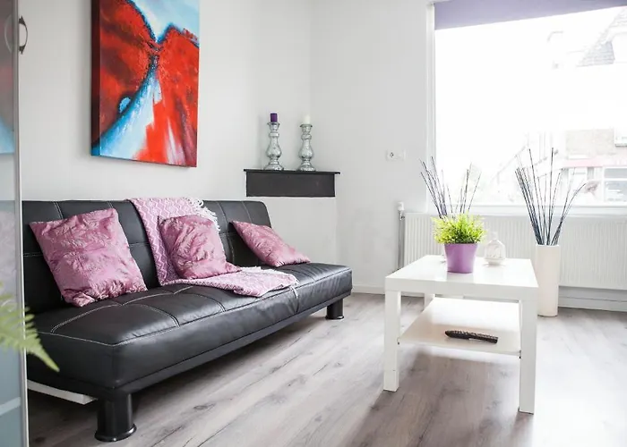 Van Dijk Apartments