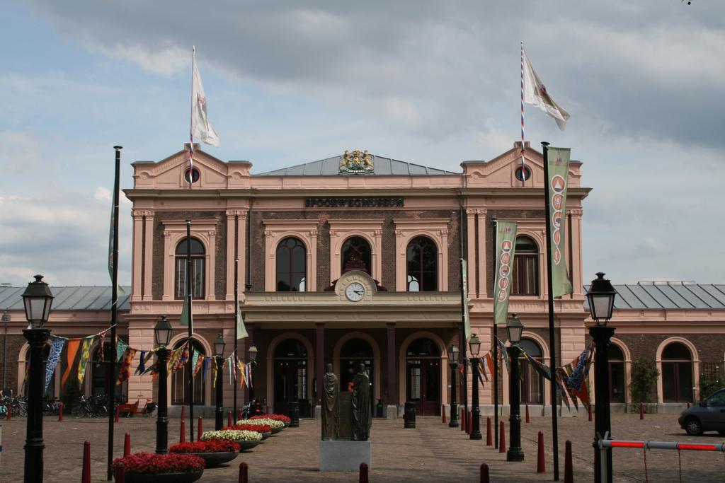 Tussen Spoor En Singel Acomodação com café da manhã  *