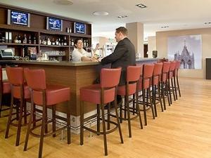 Ibis Hotel 3*