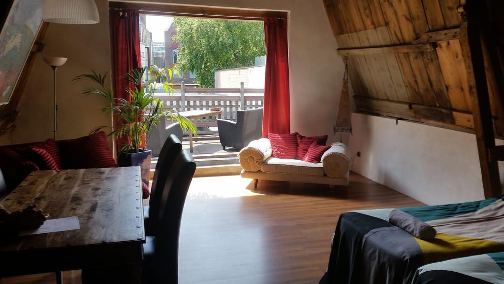 Bed & Breakfast Nando's City Centre *