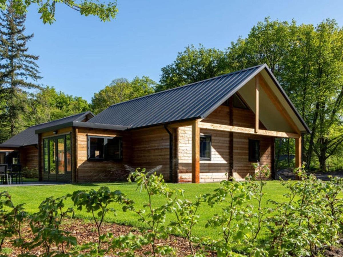 Cosy Wooden House Amid Woods In Soesterberg Holiday home