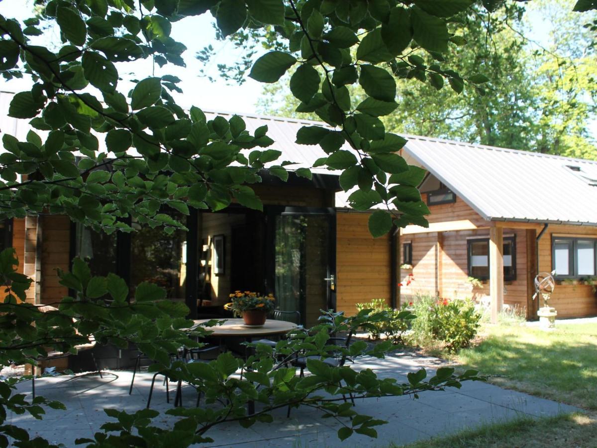 Cosy Wooden House Amid Woods In Soesterberg * Utrecht