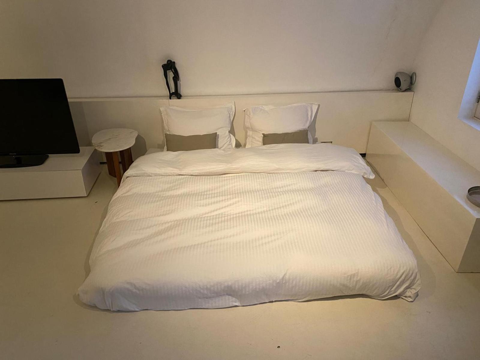 Apartment Wellness On The Wharf Utrecht