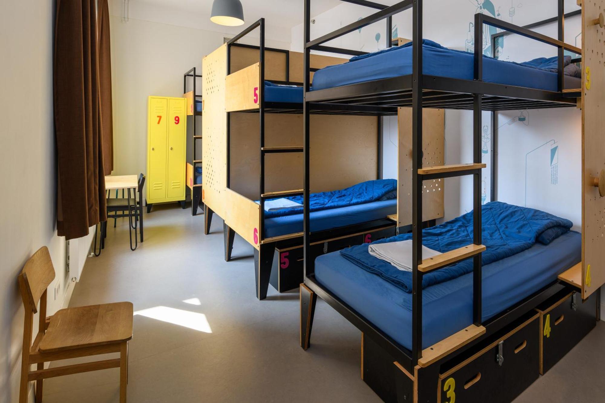 Stayokay Centrum Hostel *