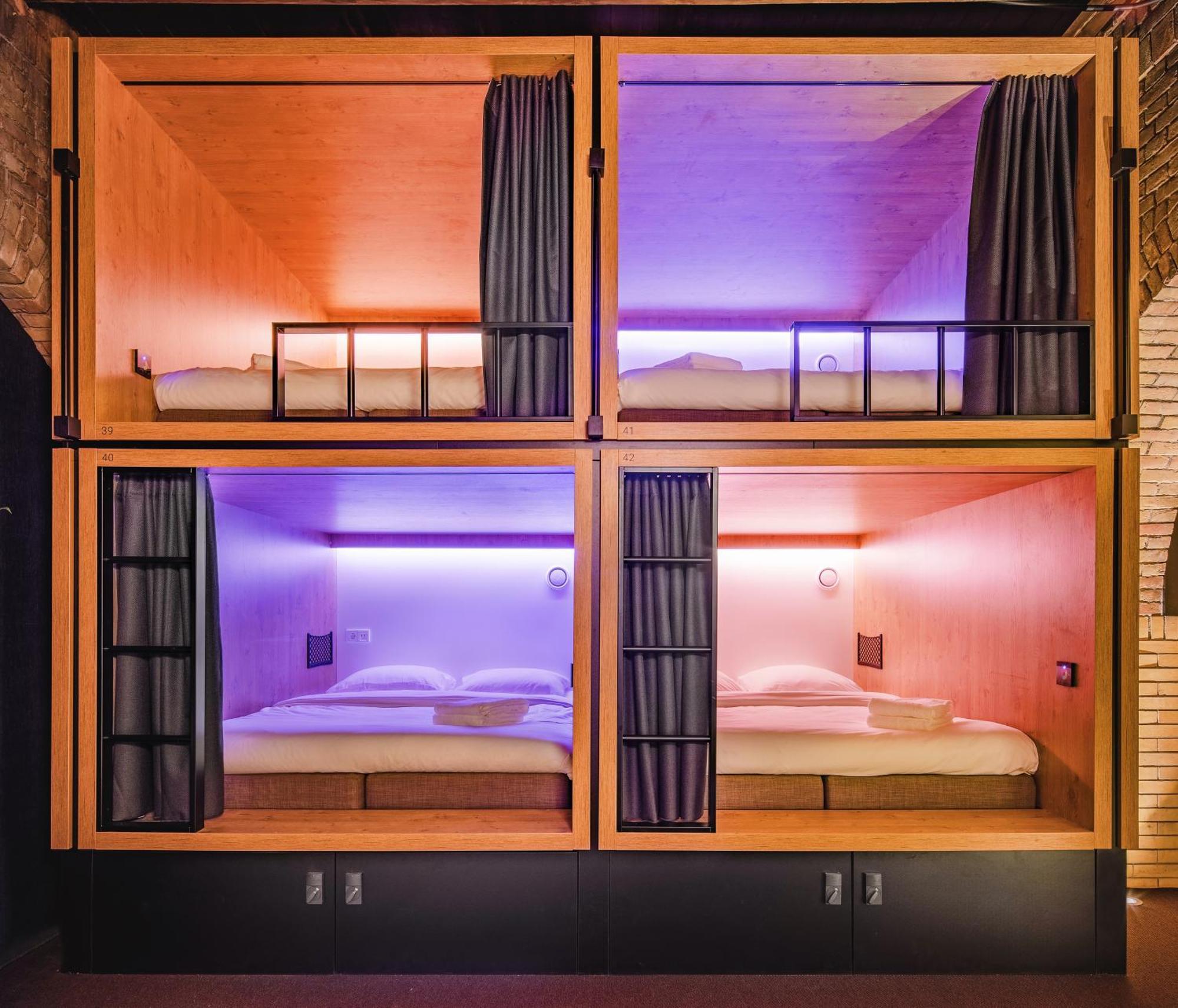 Bunk Hostel *