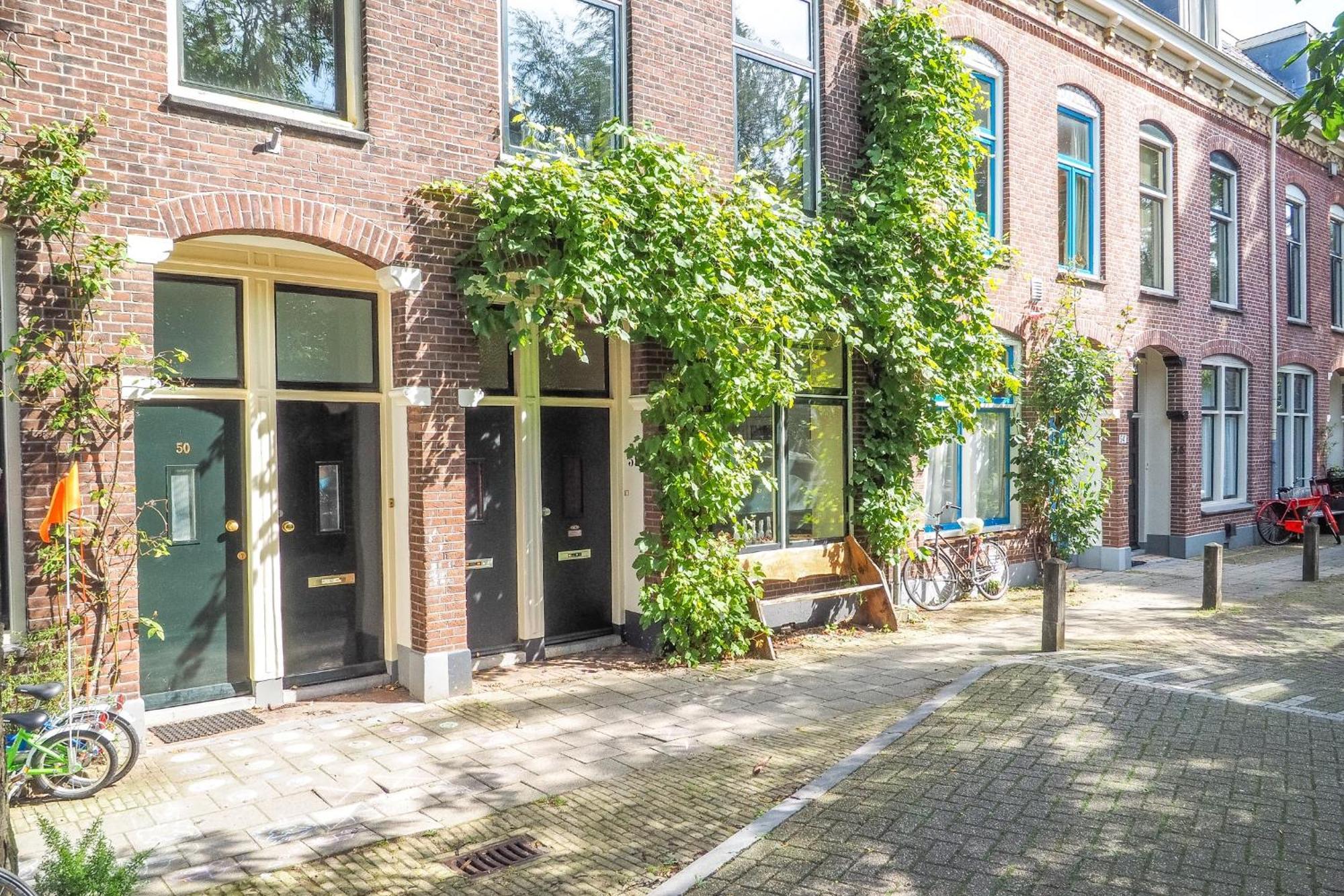 Guest house Your Space In Utrecht, Private With All Facilities, Living Among The Locals