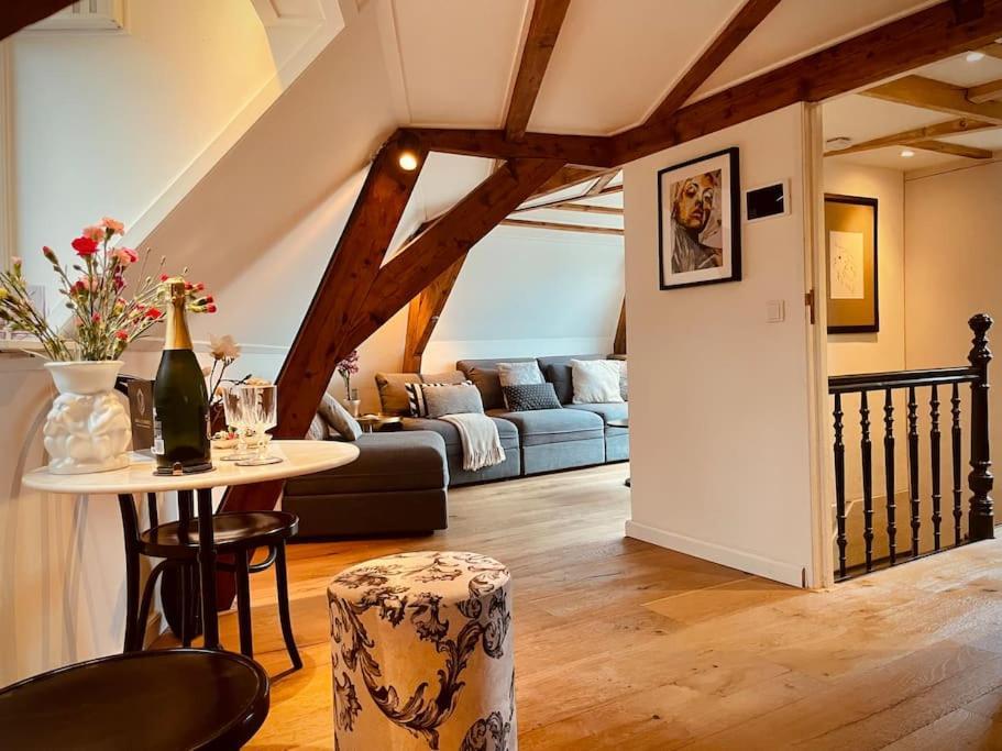 Cosy Penthouse With Rooftop Canalhouse-majestic