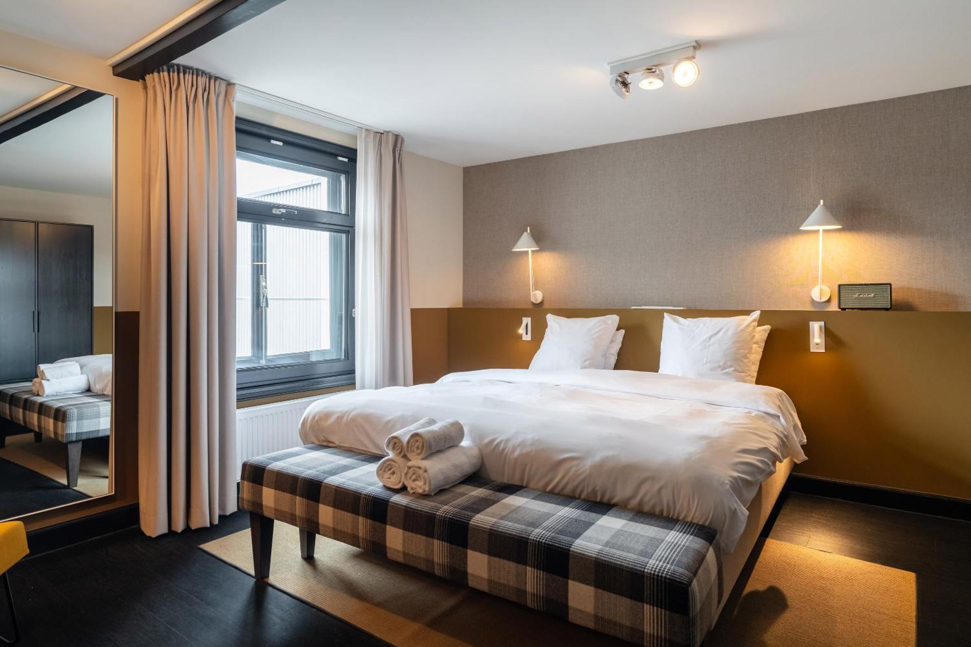 Khách sạn The Hunfeld 4*