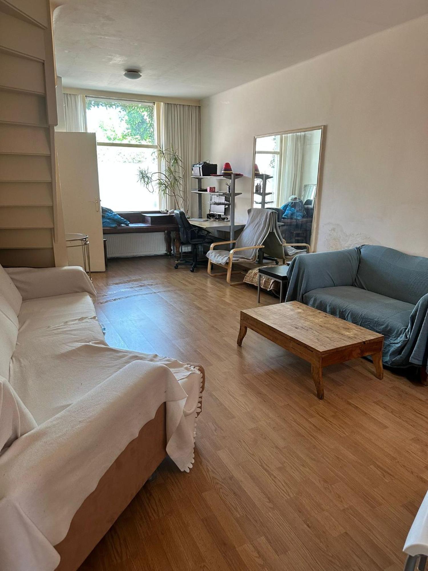 Single Bed In Utrecht