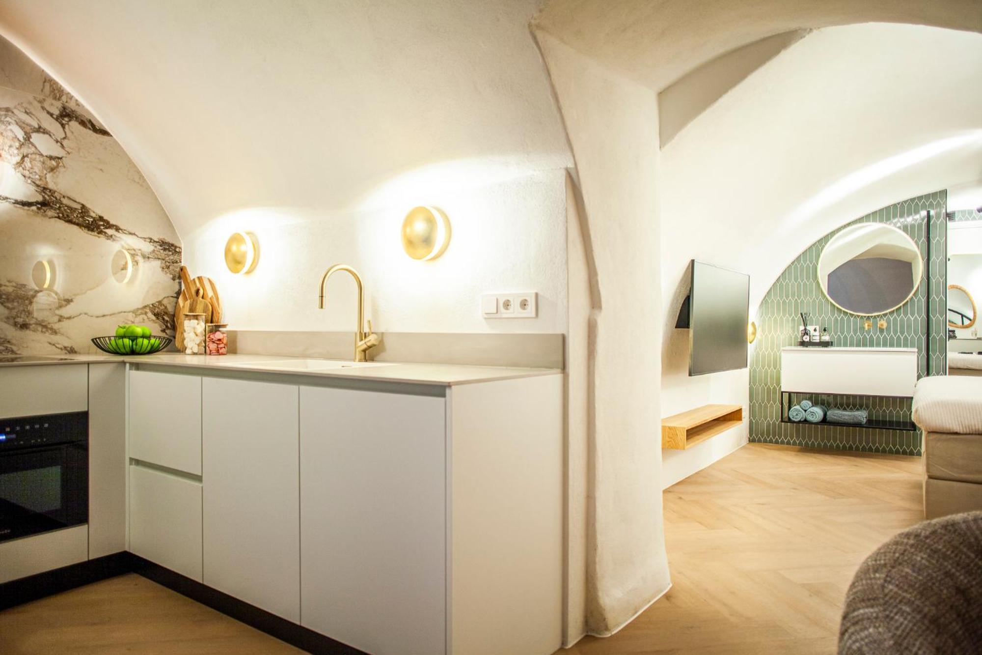 The Stork - In Luxe Logeren Aan De Oudegracht, Centrum Apartment Utrecht