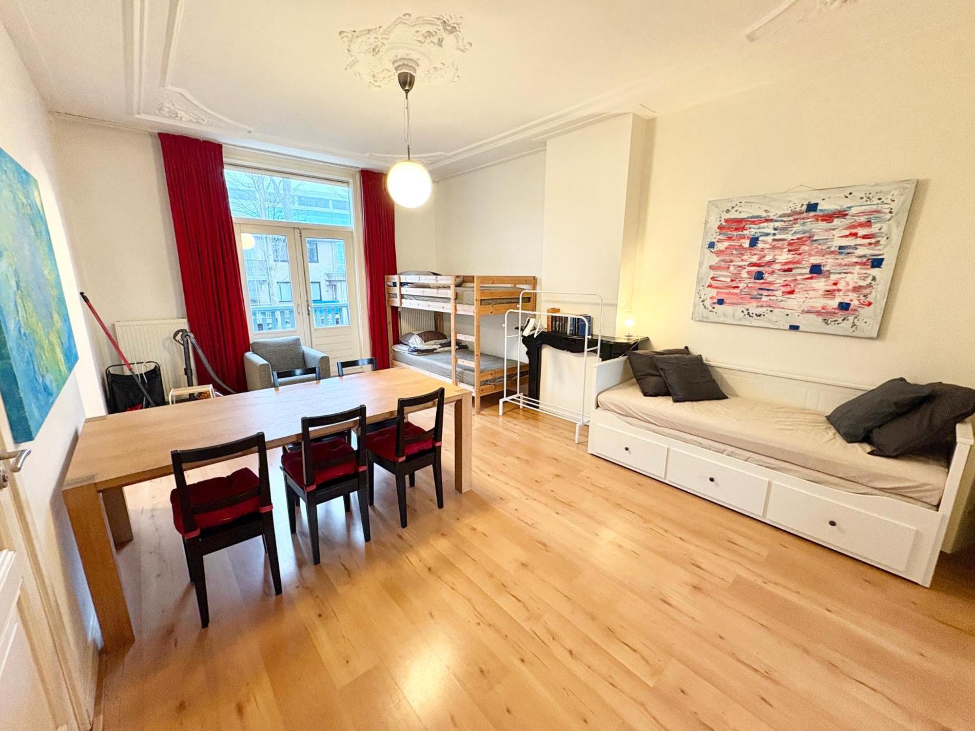 Apartment Dutch Style Canal House Utrecht