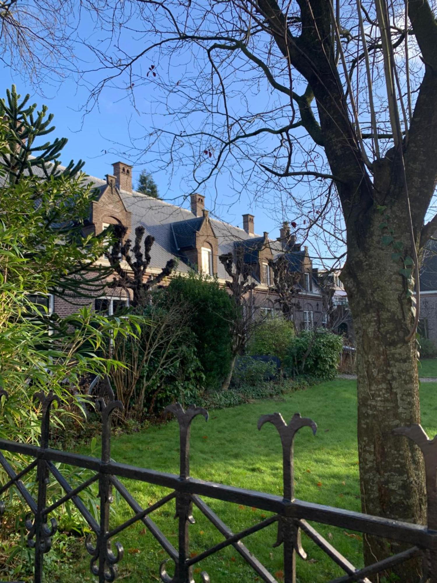 Lelou Bed & Breakfast