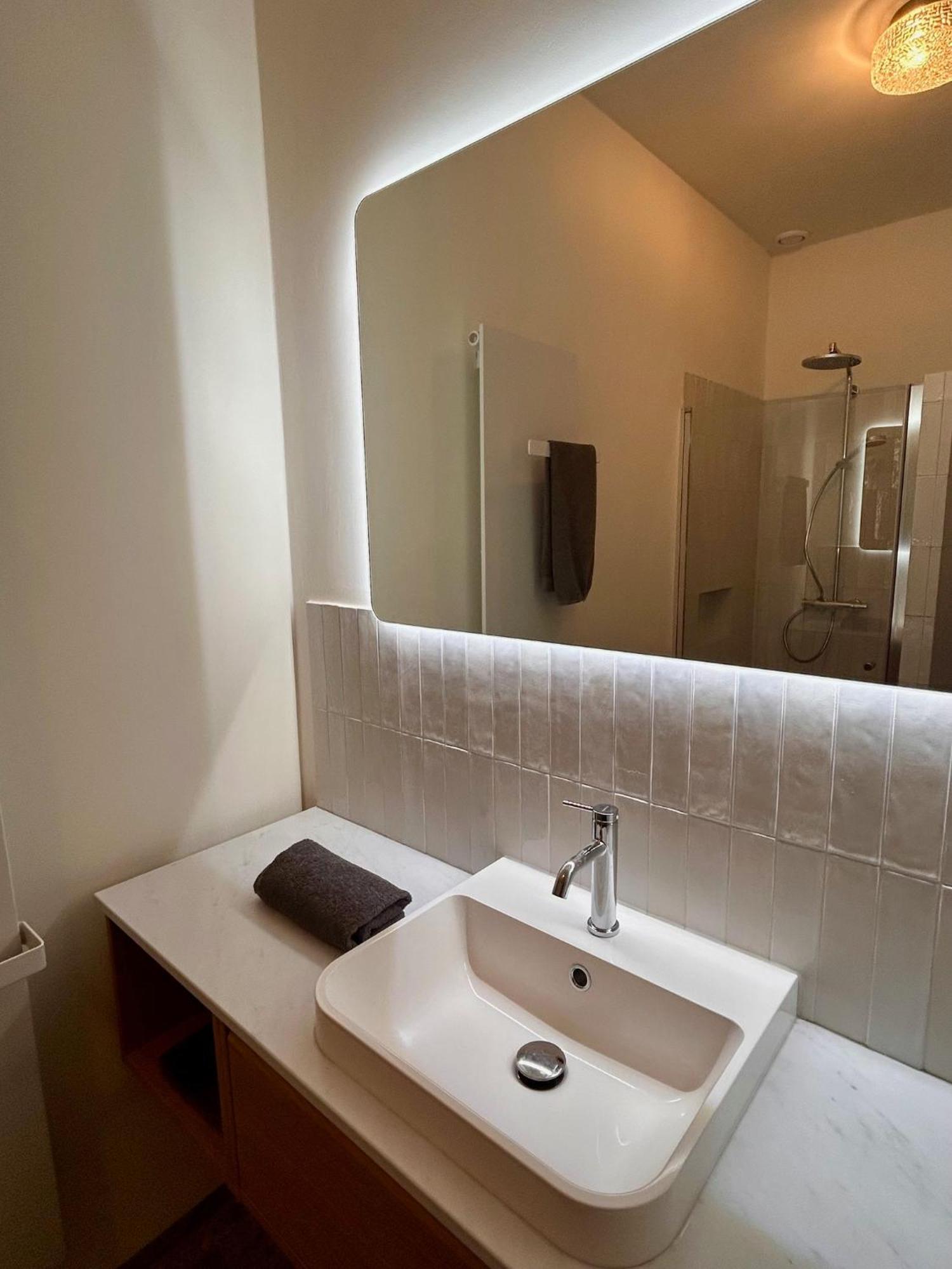 Apartment & Double In A Restored Rectory-pastorie, Steps From Center