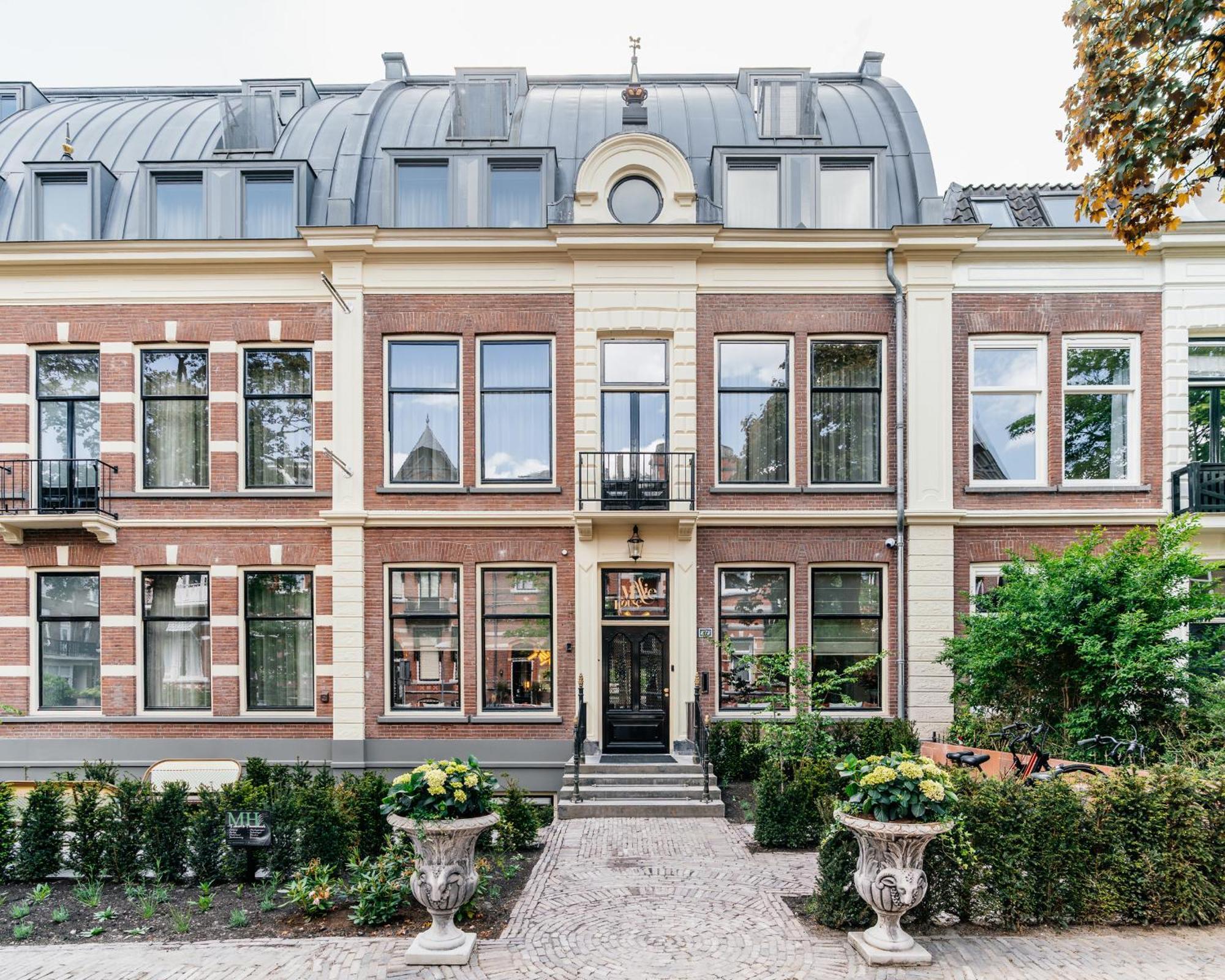 Hotel Malie