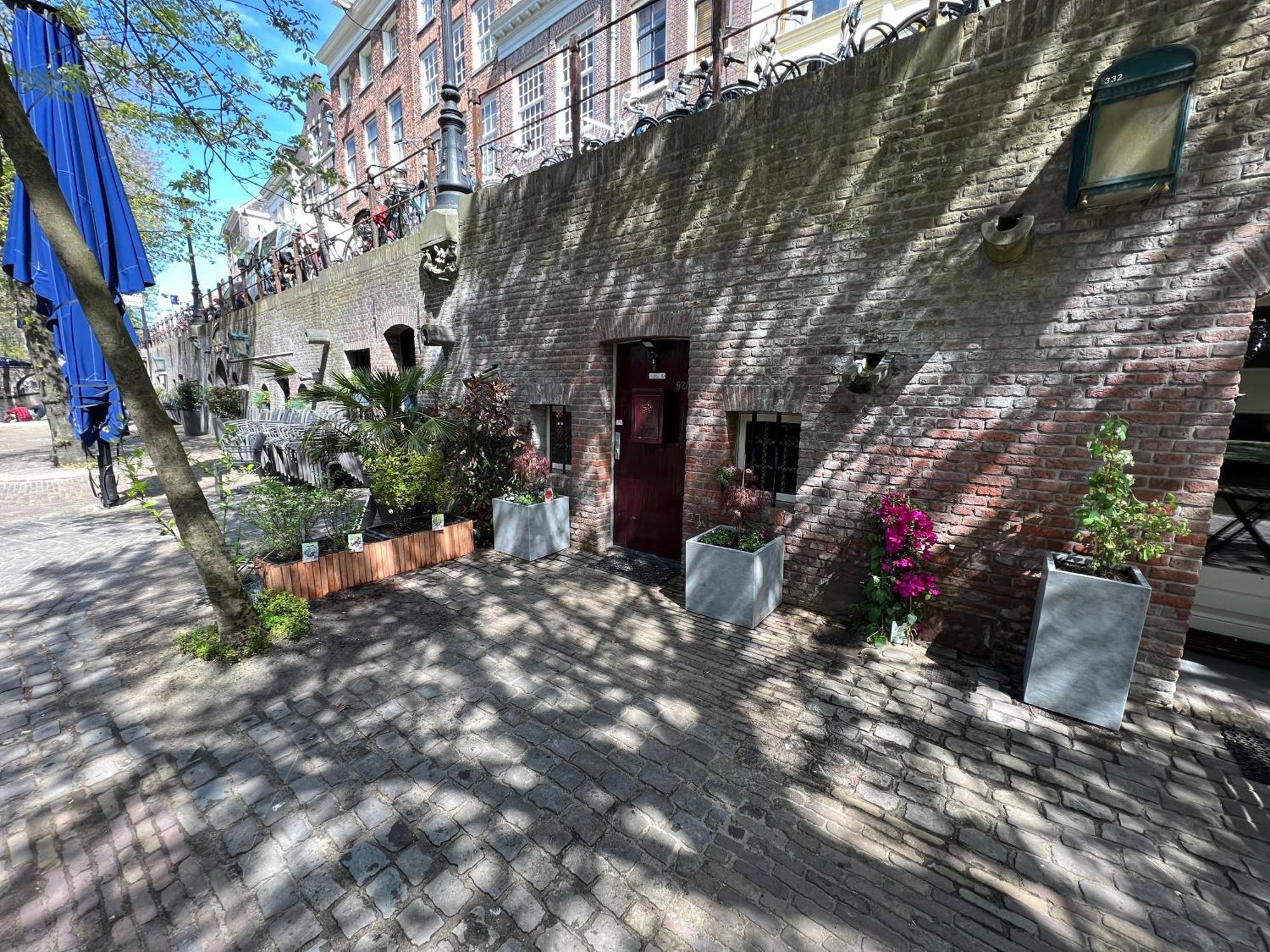 Apartment City Nook