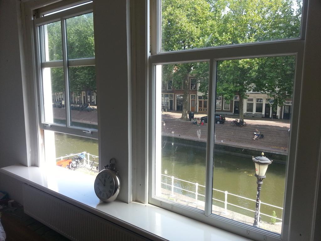 Nando's City Centre Bed & Breakfast