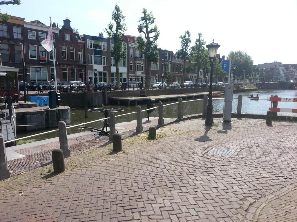 Nando's City Centre Bed & Breakfast Utrecht
