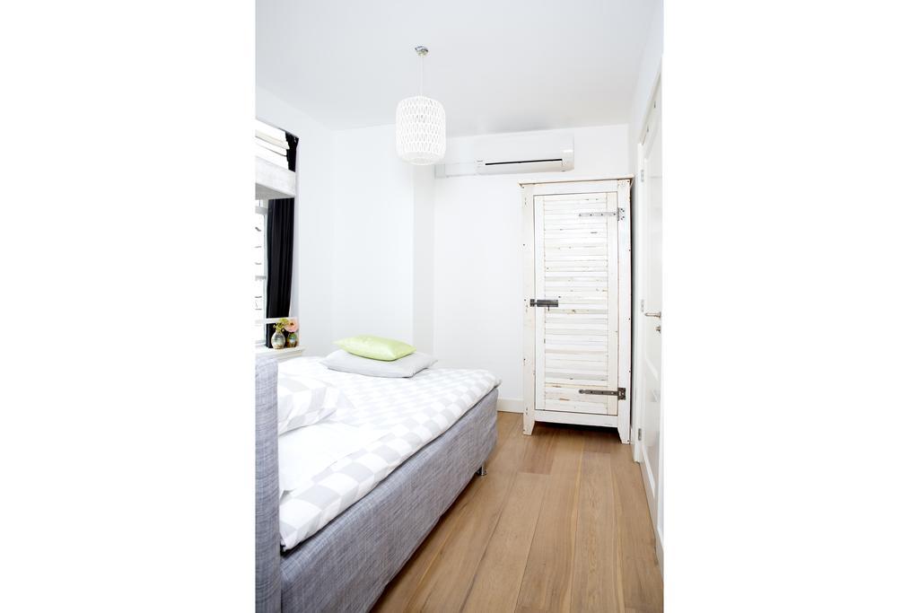 Apartment Canal By H.c.a *