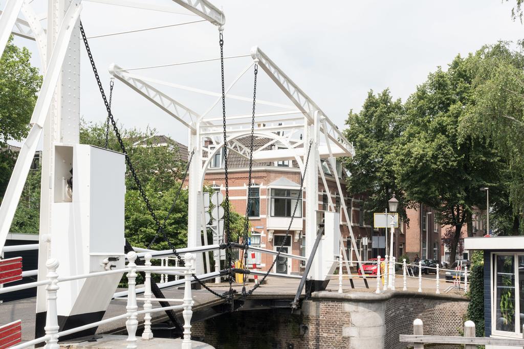 Leidsekade * Utrecht
