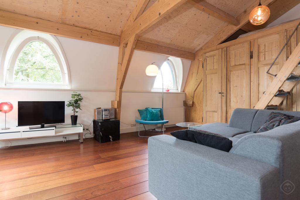 Superior Leidsekade Studio