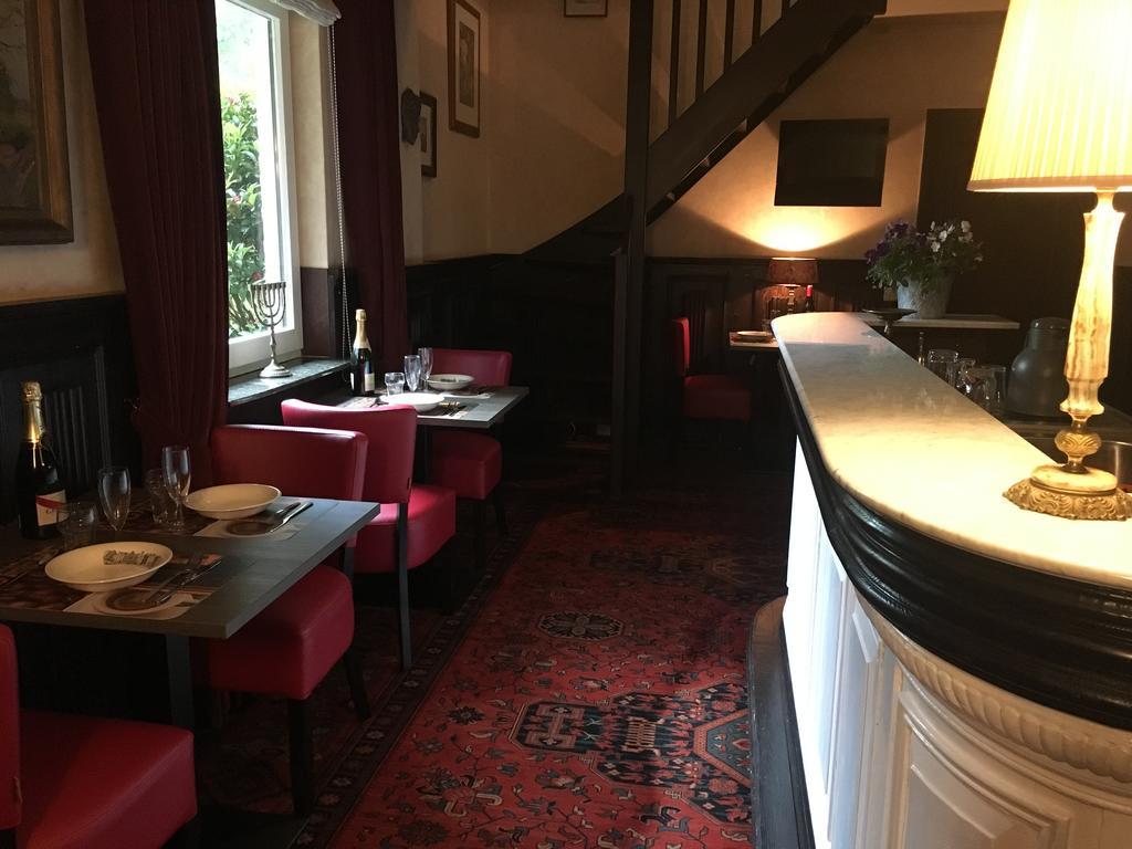 Eschersingel Home