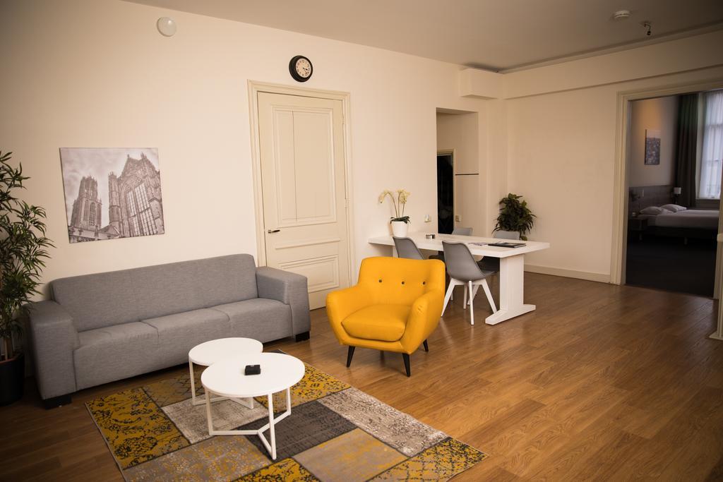Utrechtcityapartments - Plompetorengracht Apartment *