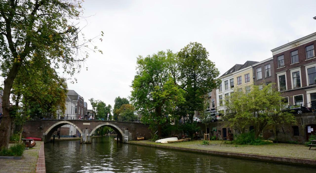 Oudegracht 360 *