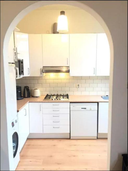 Dutch Style Canal House * Utrecht