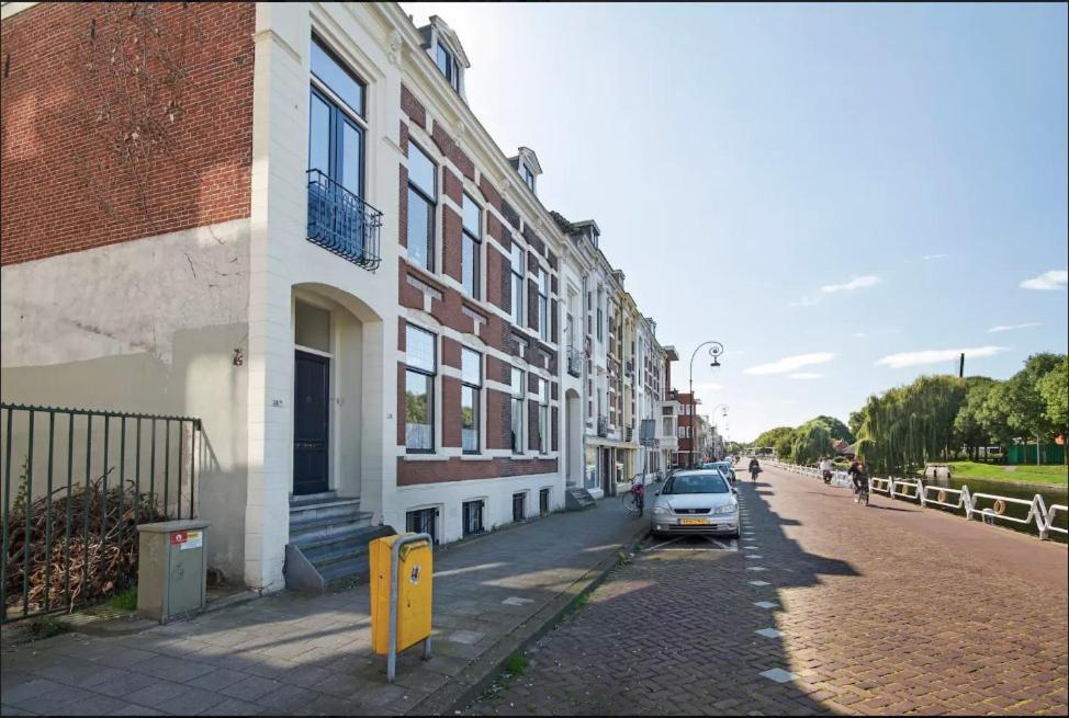 Dutch Style Canal House Huoneisto