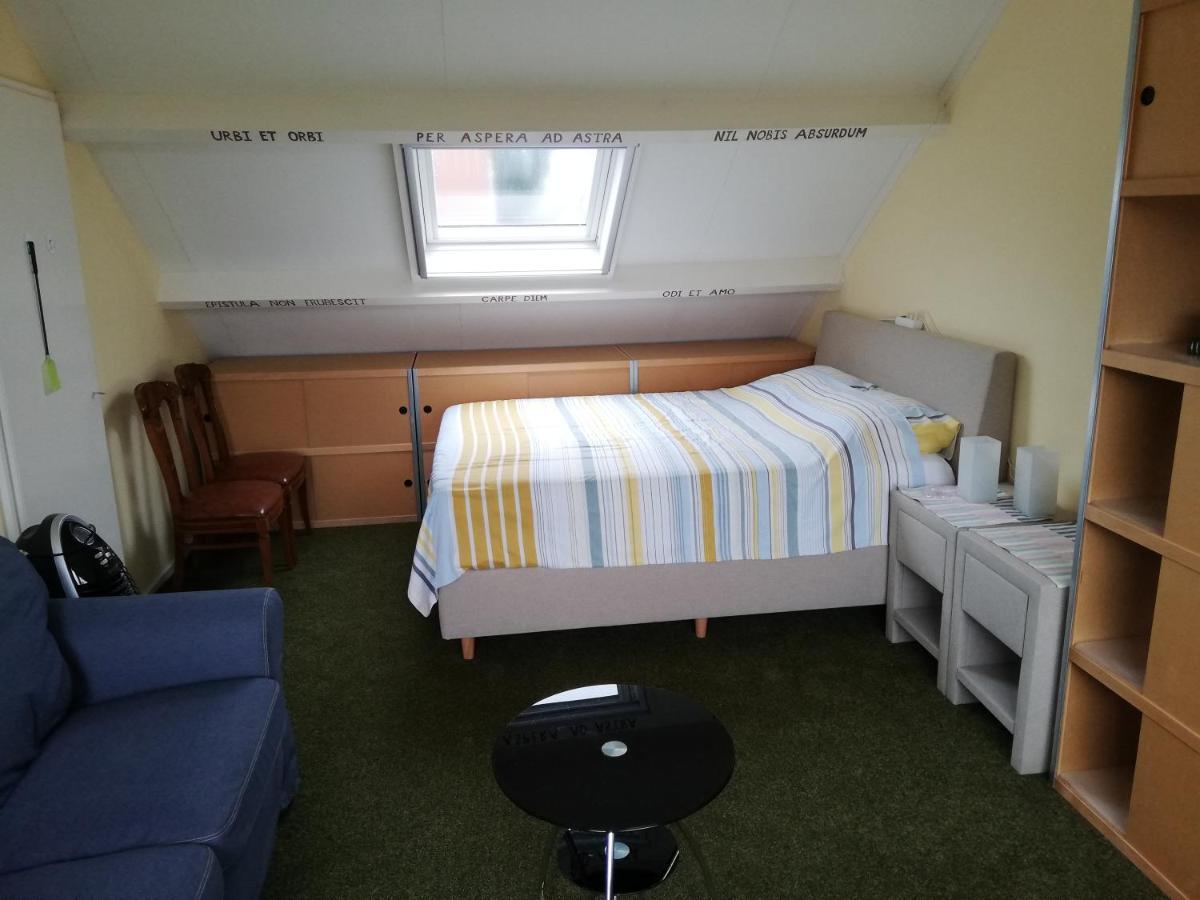 Homestay Utrecht Bed & Breakfast