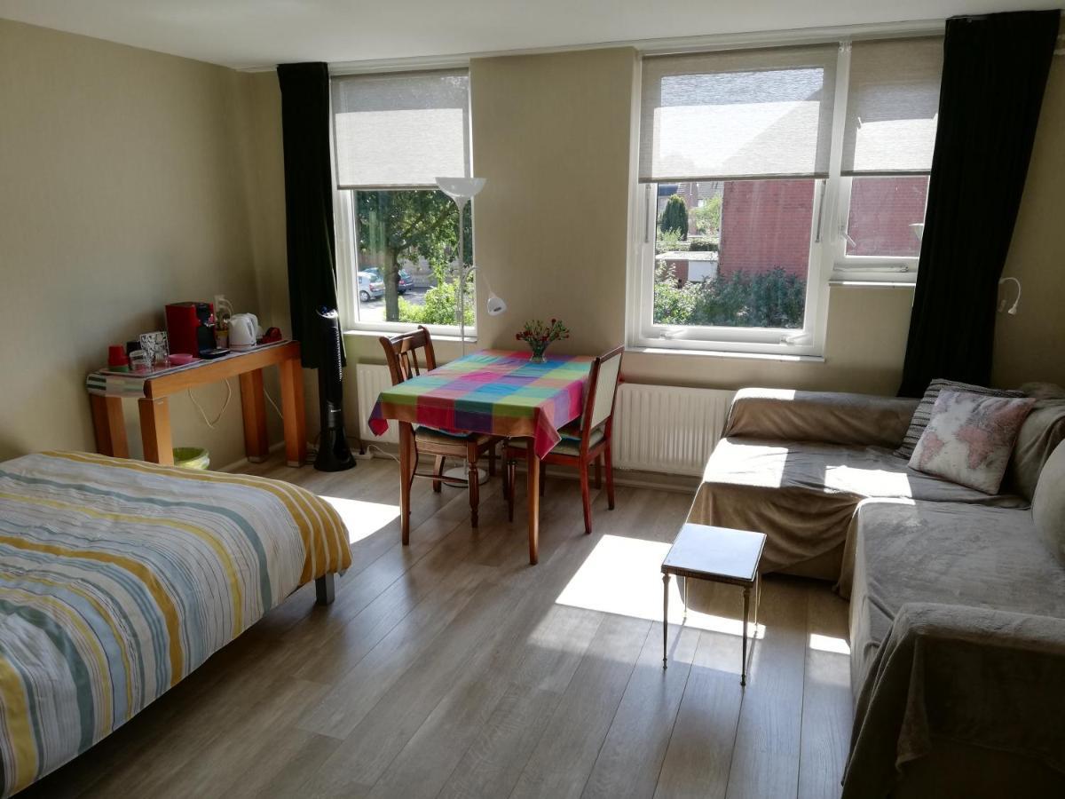 Homestay Utrecht Bed & Breakfast *