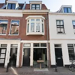 Beautiful Apartment In Vibrant Utrecht City Center
