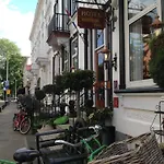 Hotel Oorsprongpark City Centre Utrecht