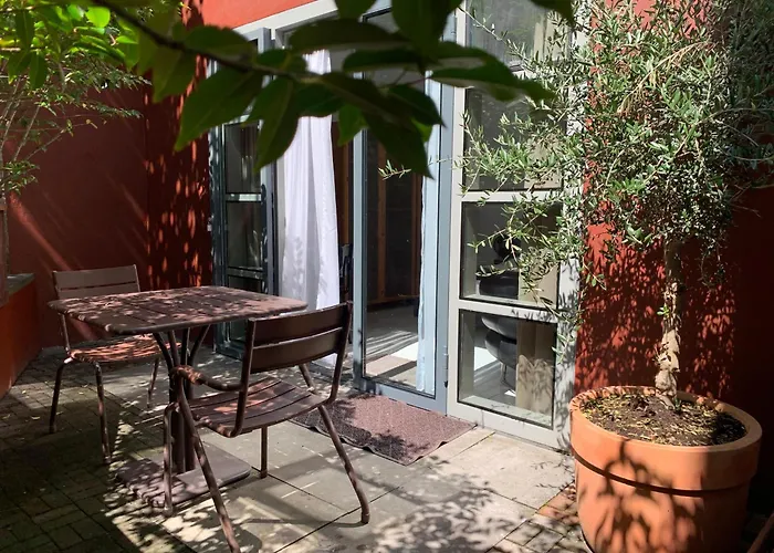 Zocher6 Bnb A Monumental Town House In The City Center