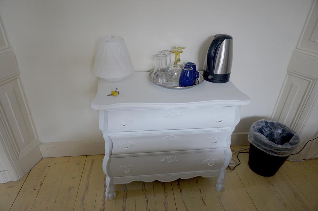 Bed & Breakfast Tussen Spoor En Singel *