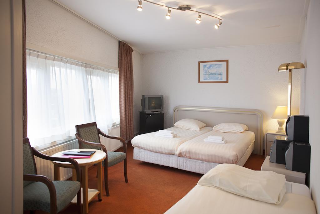 Hotel Economy
